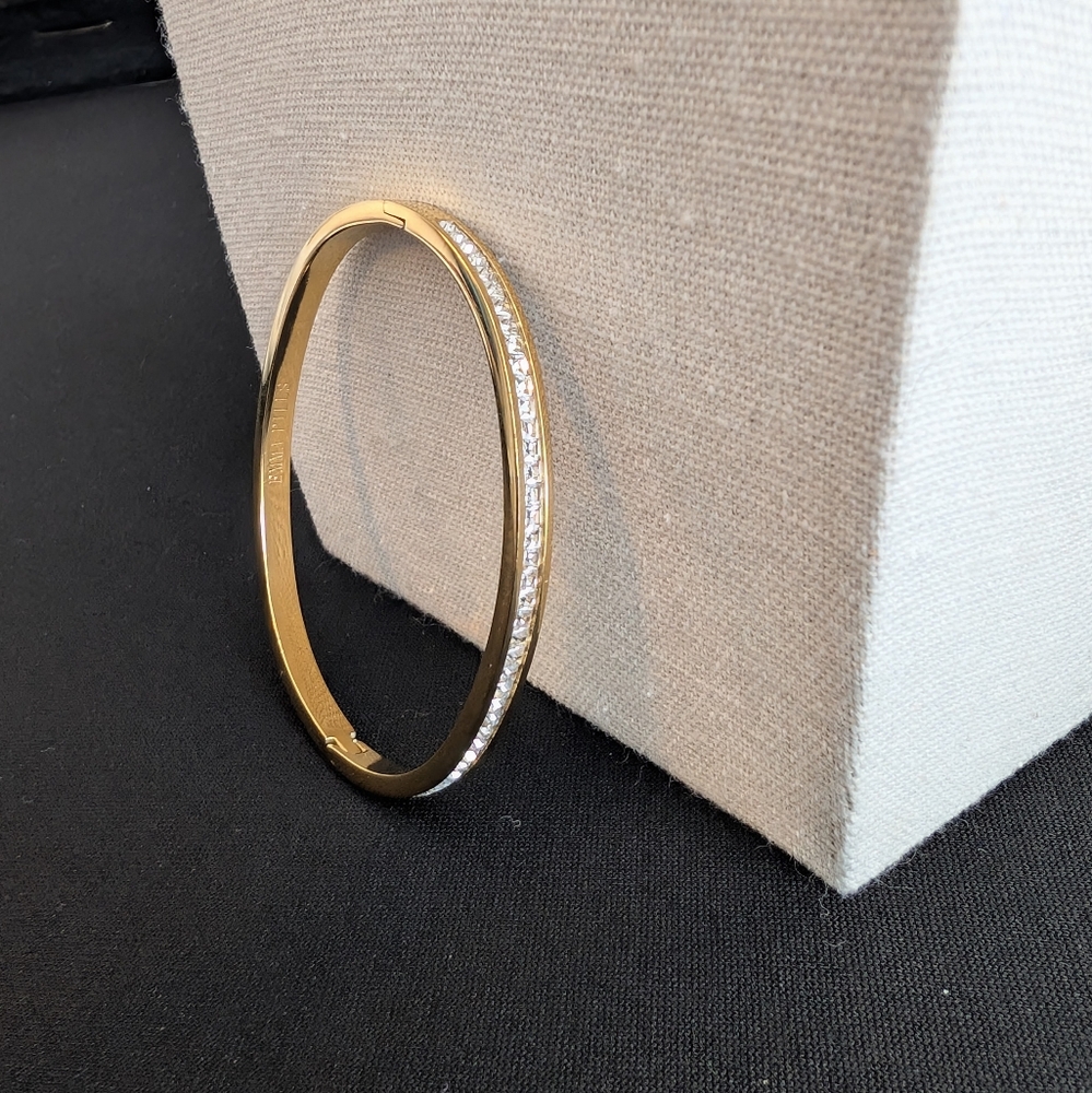 Emma Pills [Revolve] Dainty Gold Rhinestone Clamp Bracelet - Picture 5 of 7